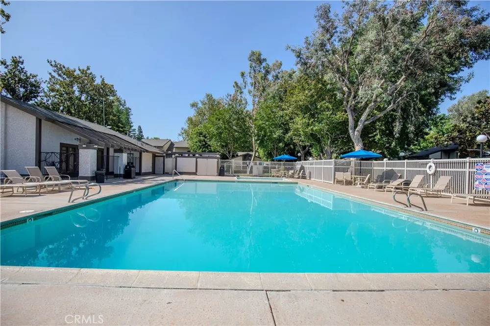 2528 Tustin #D Santa Ana, CA 92705