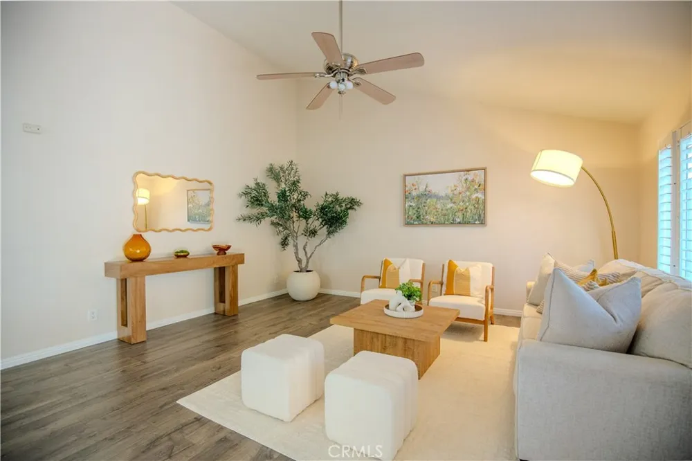 2528 Tustin #D Santa Ana, CA 92705