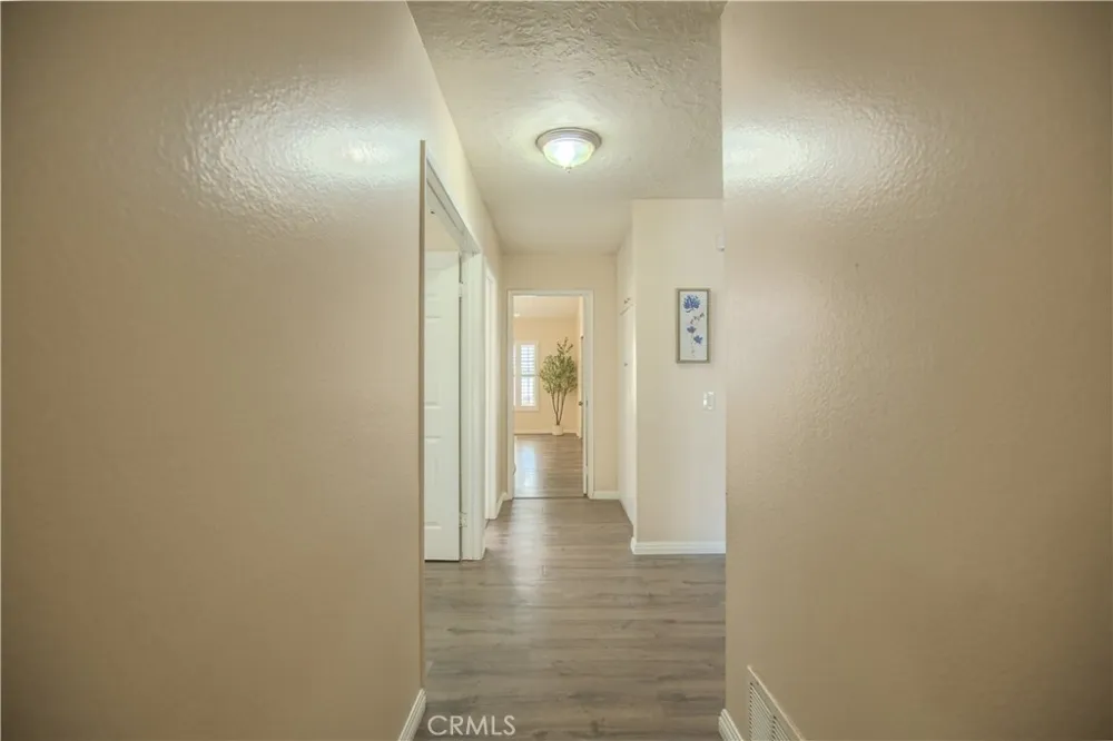 2528 Tustin #D Santa Ana, CA 92705