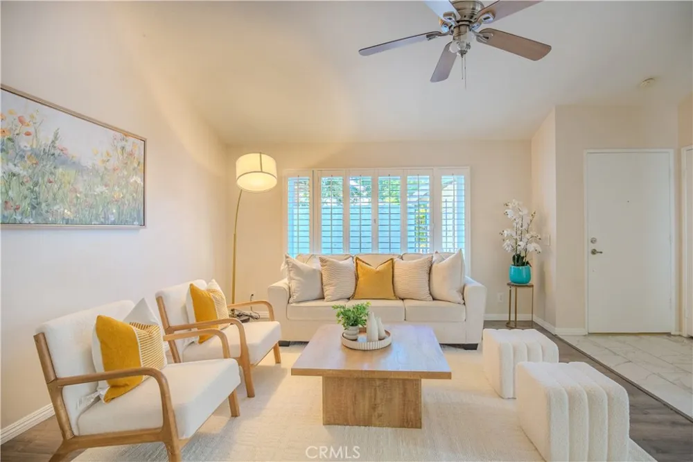 2528 Tustin #D Santa Ana, CA 92705