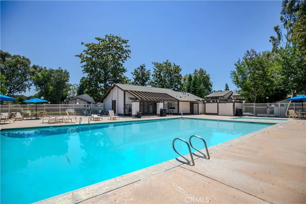 2528 Tustin #D Santa Ana, CA 92705