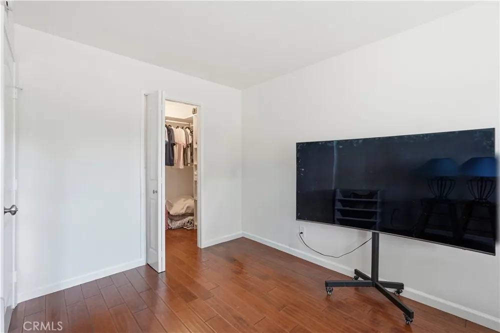 22122 Caminito Vino Laguna Hills, CA 92653