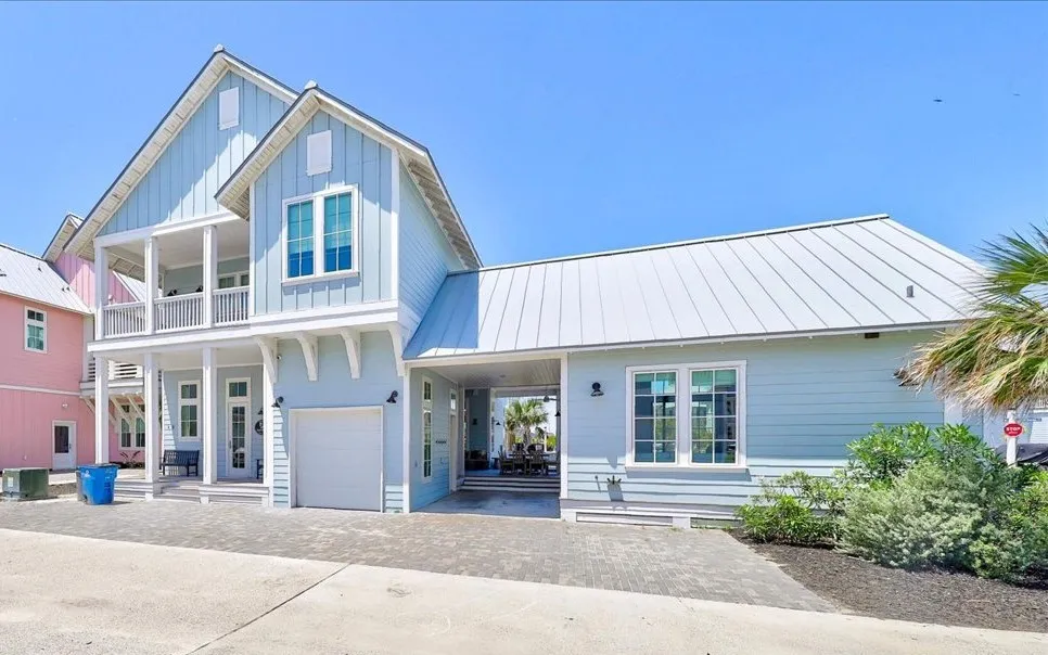 217 South Shore Drive Port Aransas, TX 78373