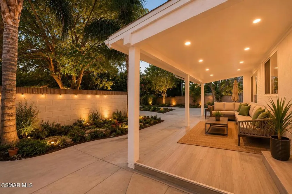 17444 Septo Street Northridge, CA 91325