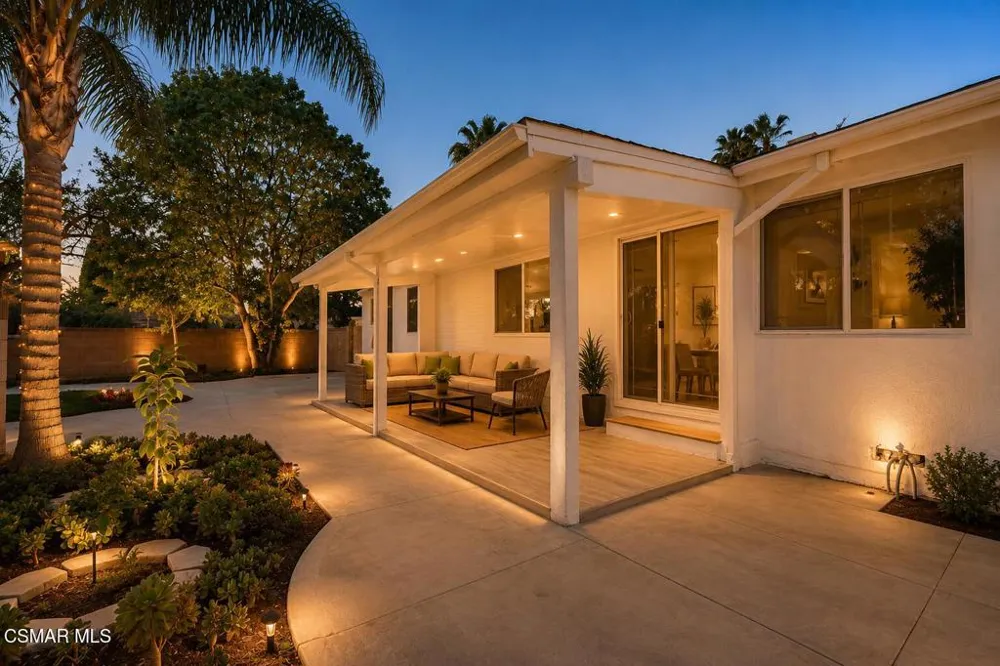 17444 Septo Street Northridge, CA 91325