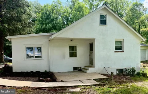 2324 ORSBURN LANE