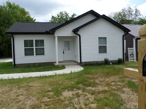 118 Peabody Ave