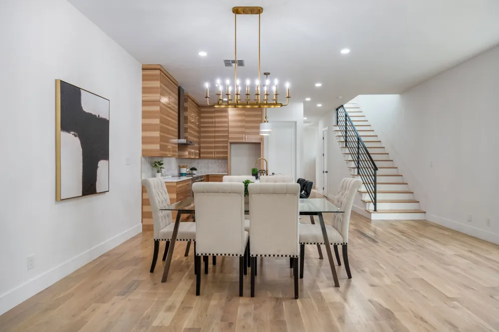 734 Cedar Hill Avenue Dallas, TX 75208