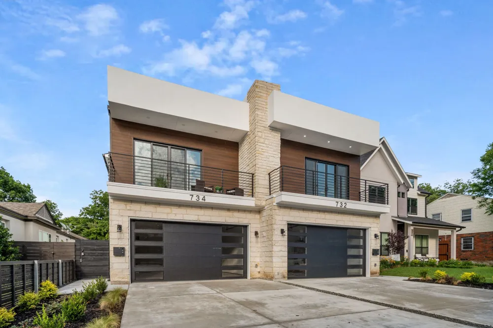 734 Cedar Hill Avenue Dallas, TX 75208