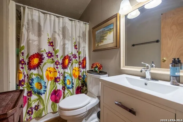 237 County Road 393 Runge, TX 78151