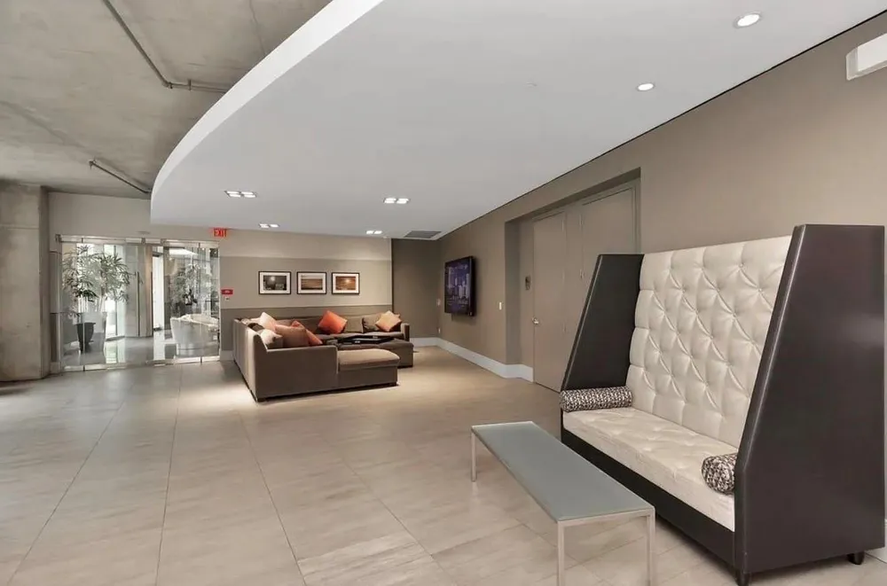 1901 Post Oak Boulevard #3606 Houston, TX 77056