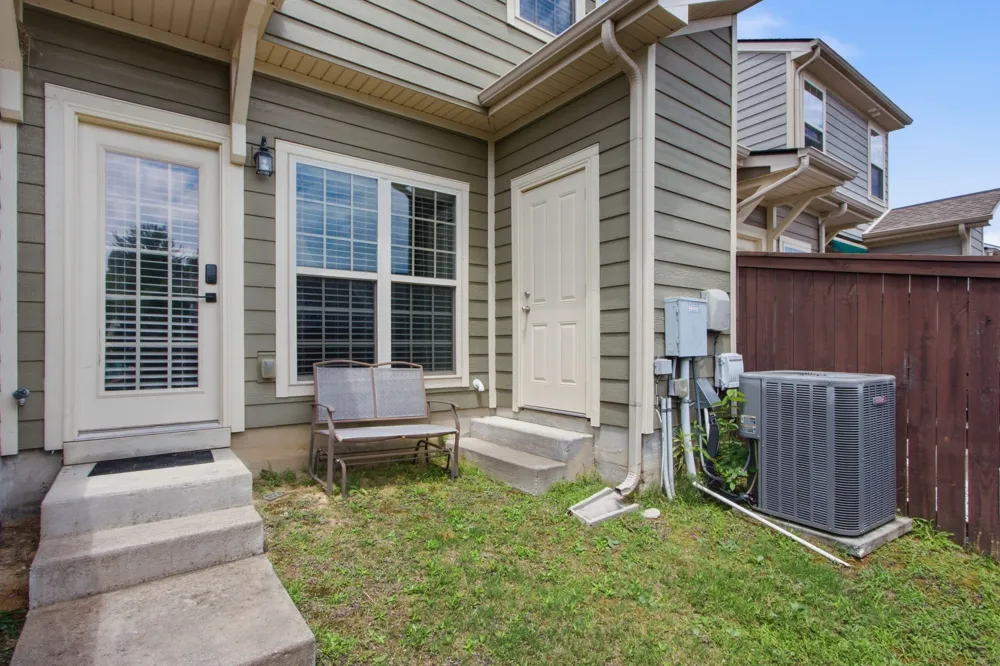 2085 Hemlock Dr Spring Hill, TN 37174