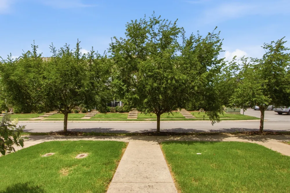 2085 Hemlock Dr Spring Hill, TN 37174
