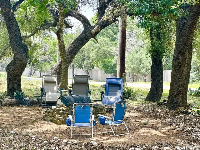 359 BUD DANNER DR Leakey, TX 78873