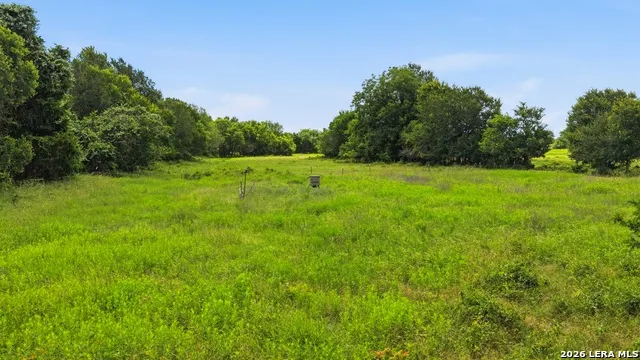 7410 FM 1295 Moulton, TX 77975