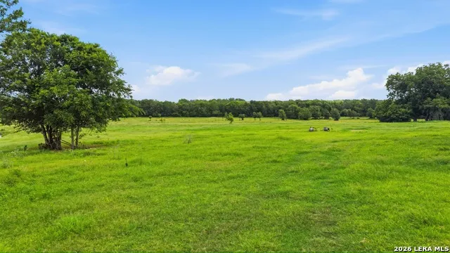 7410 FM 1295 Moulton, TX 77975