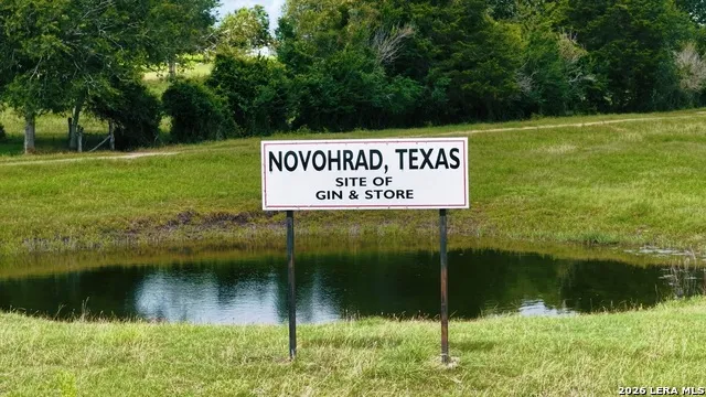 7410 FM 1295 Moulton, TX 77975
