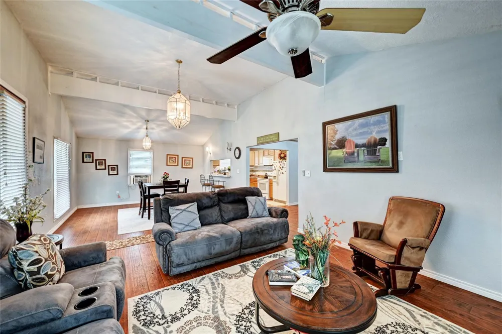 170 Mesa Verde Livingston, TX 77351