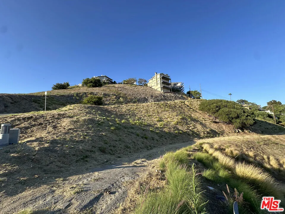 Beach & Amp Mount Washington, CA 90065