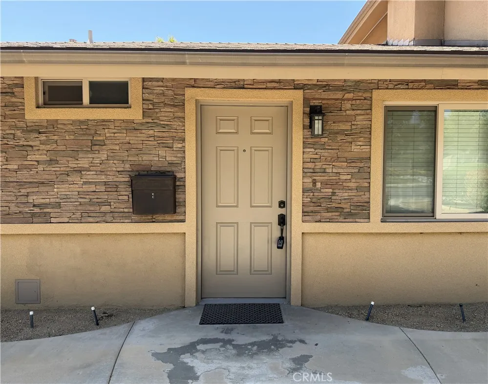 1365 Lafayette Road #C Claremont, CA 91711