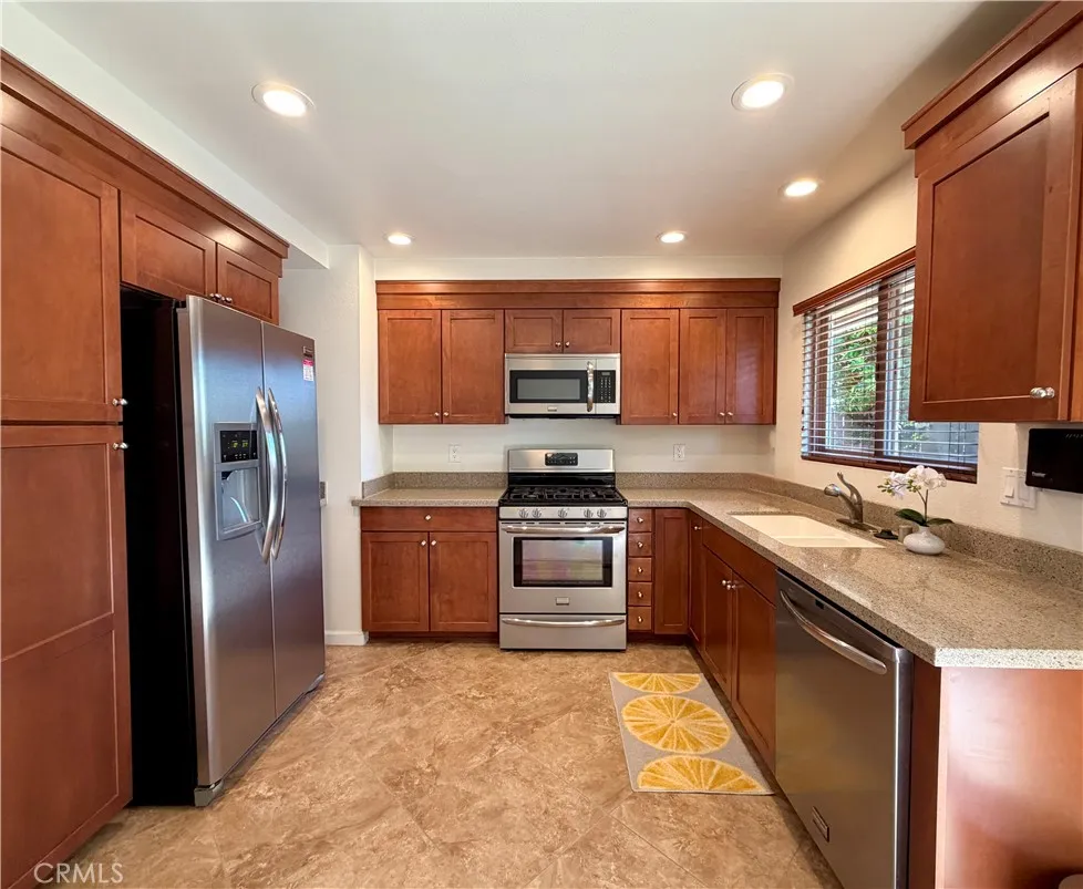 1365 Lafayette Road #C Claremont, CA 91711