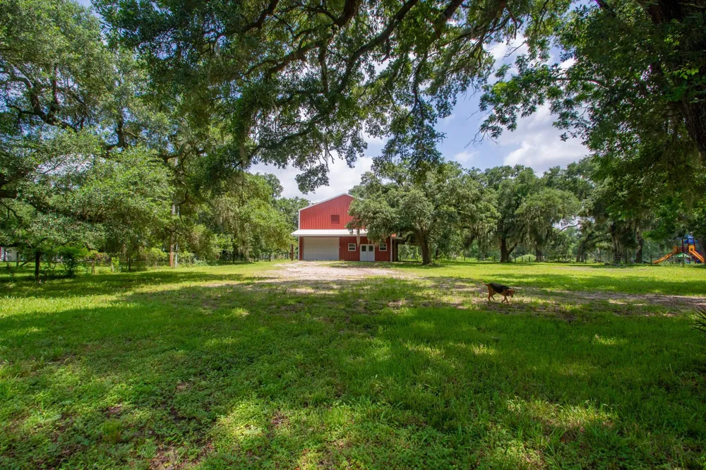 2668 Fm 522 Road Brazoria, TX 77422