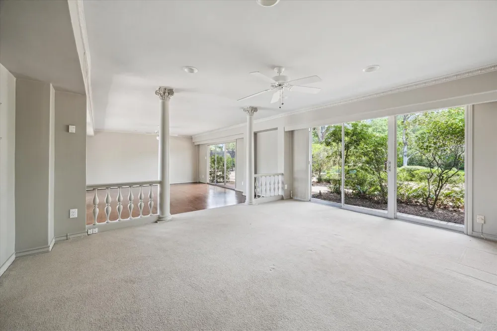 626 Rocky River Road Houston, TX 77056