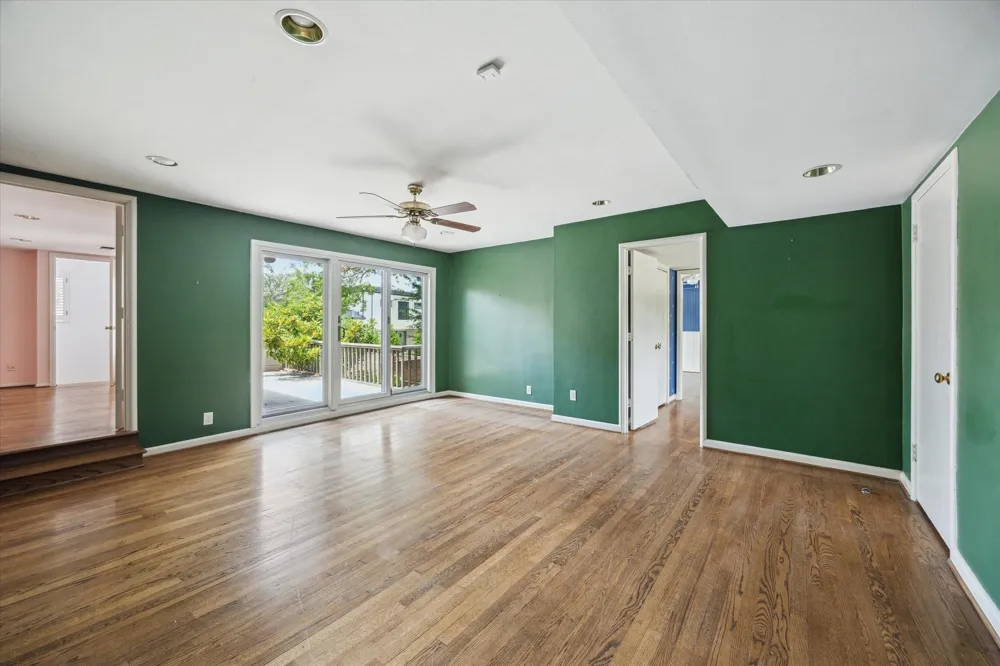 626 Rocky River Road Houston, TX 77056