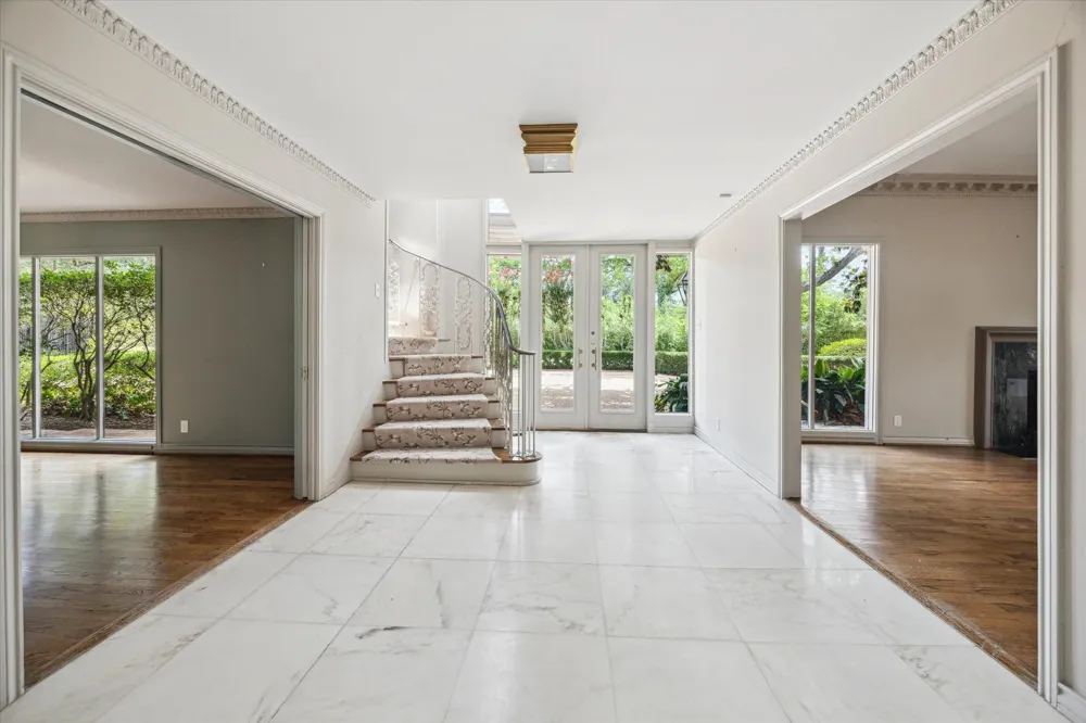 626 Rocky River Road Houston, TX 77056