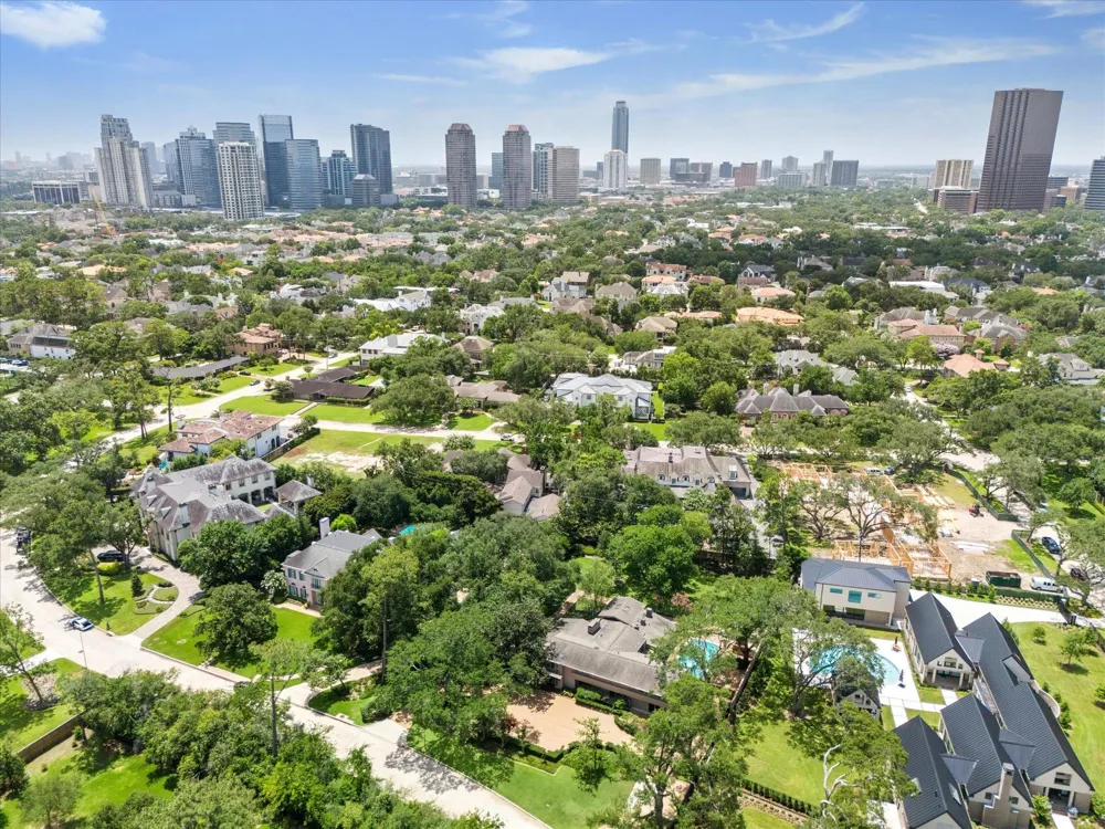 626 Rocky River Road Houston, TX 77056