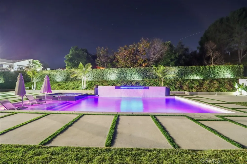10511 Mary Bell Avenue Shadow Hills, CA 91040