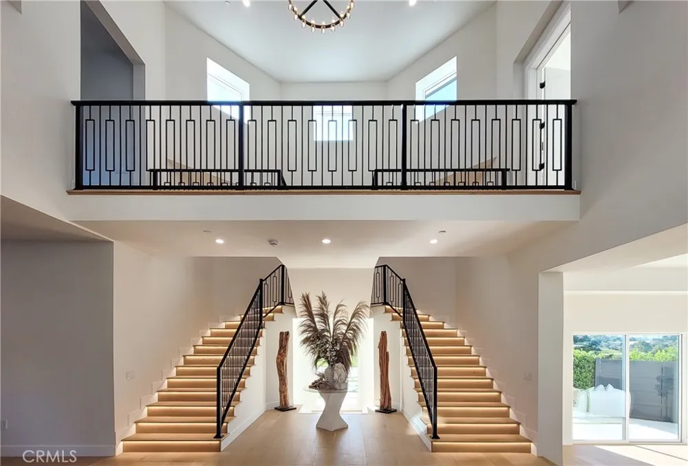 10511 Mary Bell Avenue Shadow Hills, CA 91040