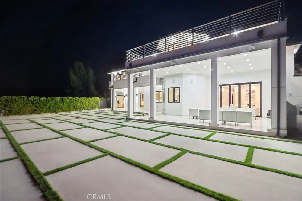 10511 Mary Bell Avenue Shadow Hills, CA 91040