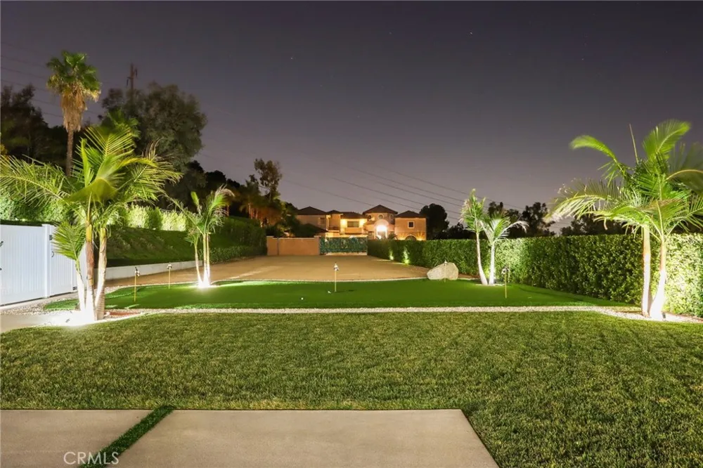 10511 Mary Bell Avenue Shadow Hills, CA 91040