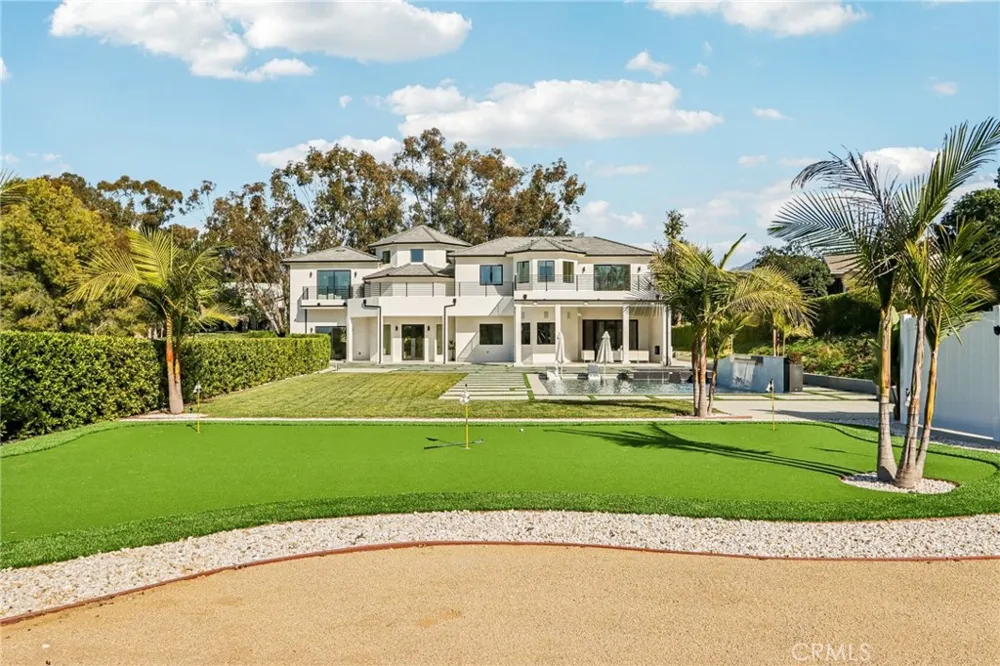 10511 Mary Bell Avenue Shadow Hills, CA 91040