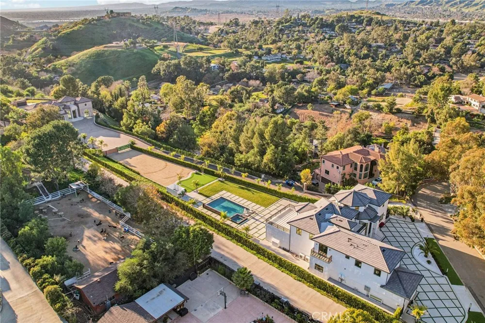 10511 Mary Bell Avenue Shadow Hills, CA 91040