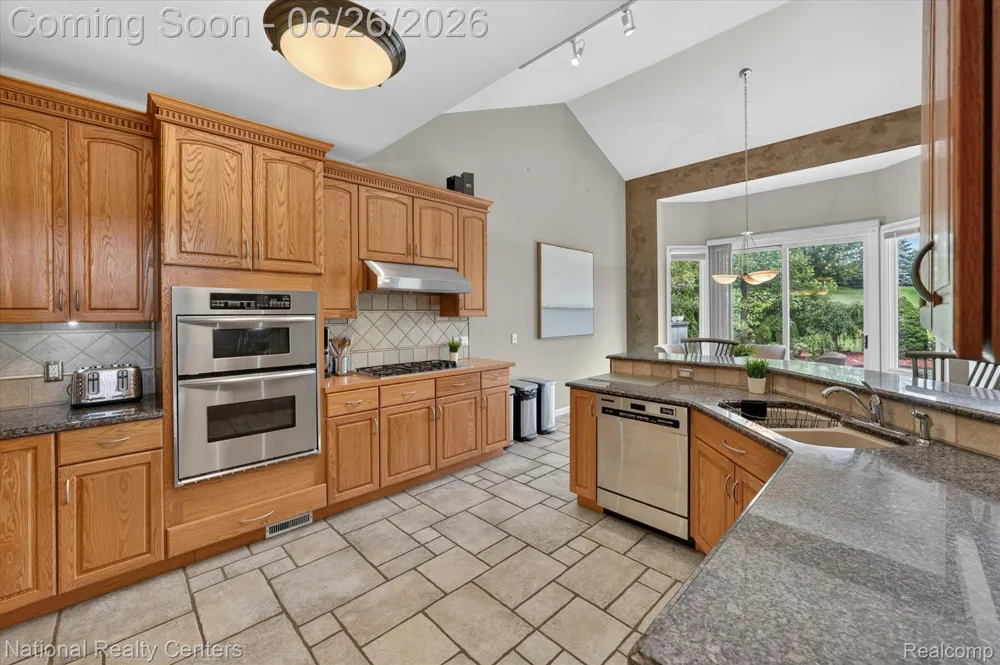 12257 Chandler Drive Plymouth Charter Township, MI 48170