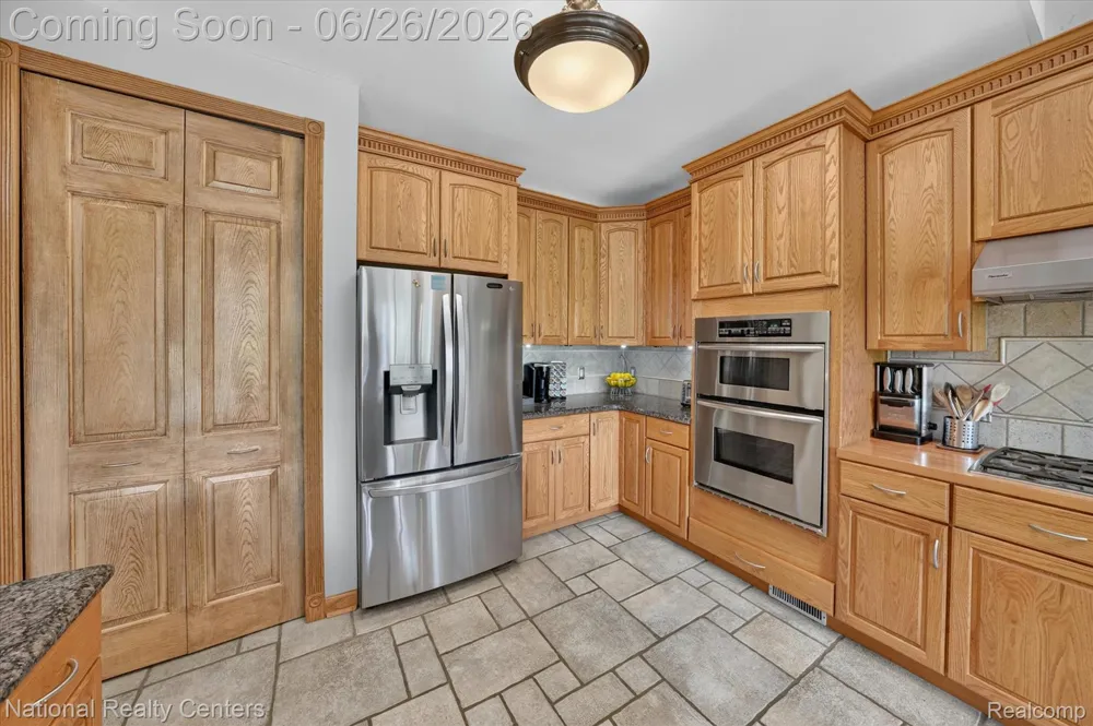 12257 Chandler Drive Plymouth Charter Township, MI 48170