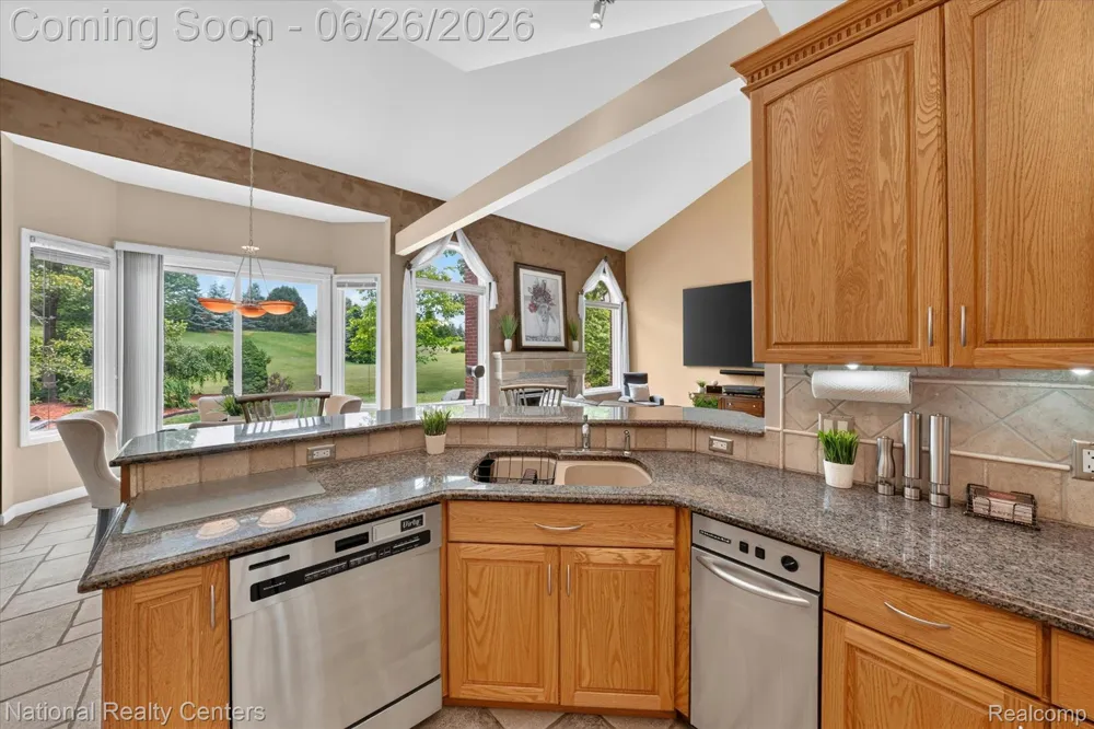 12257 Chandler Drive Plymouth Charter Township, MI 48170