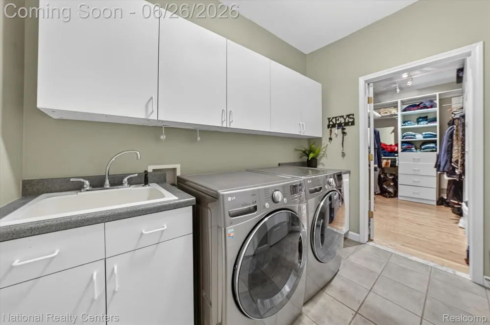 12257 Chandler Drive Plymouth Charter Township, MI 48170
