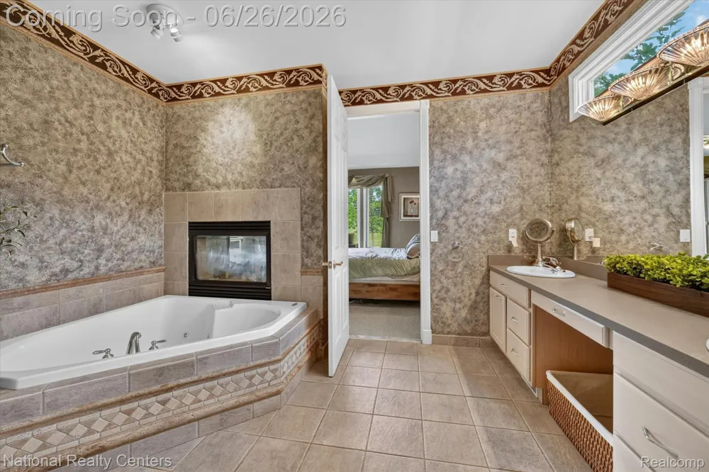 12257 Chandler Drive Plymouth Charter Township, MI 48170