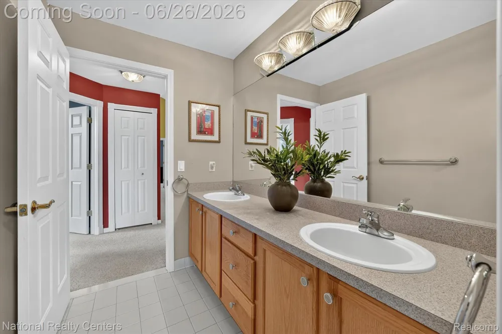 12257 Chandler Drive Plymouth Charter Township, MI 48170