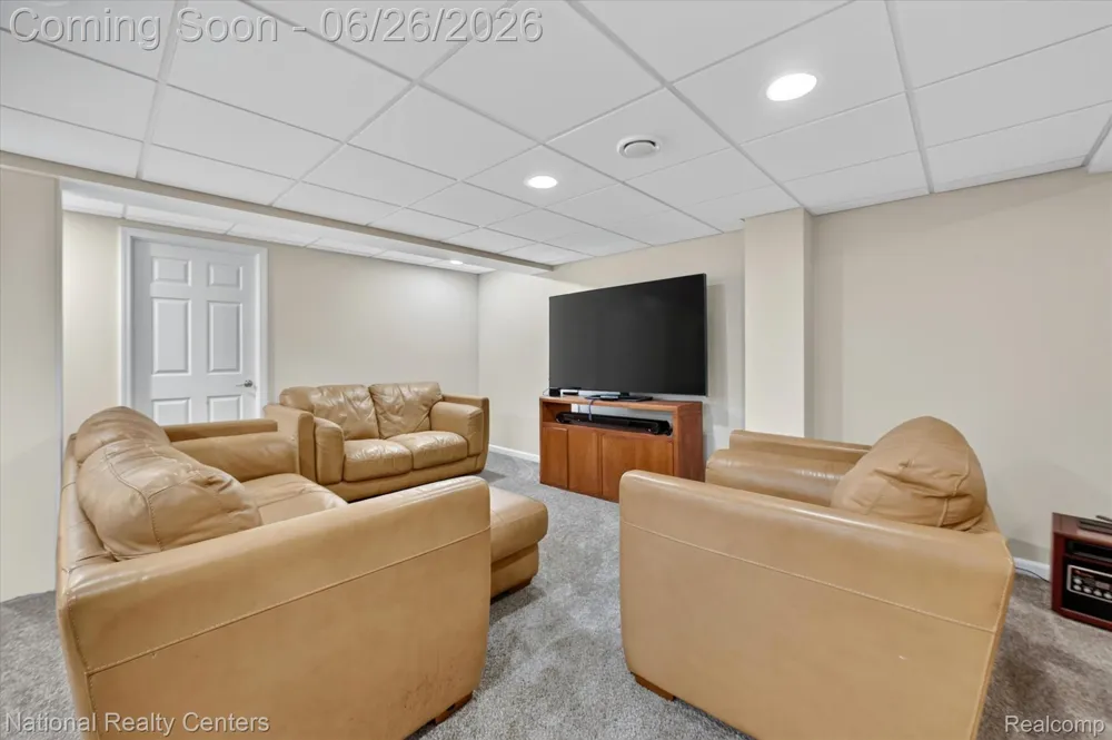 12257 Chandler Drive Plymouth Charter Township, MI 48170