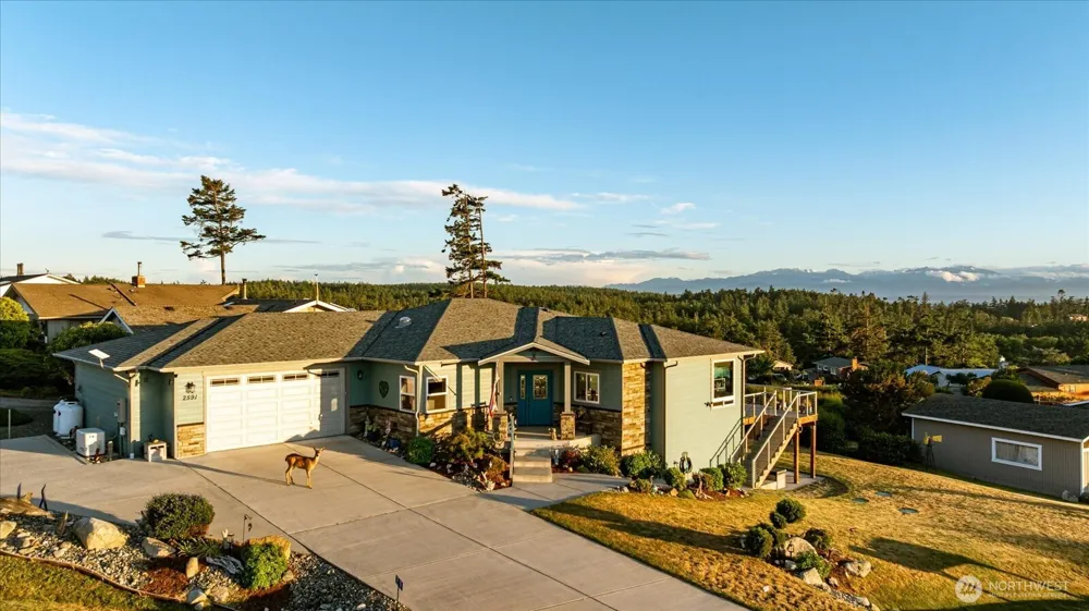 2591 El Mar Street Coupeville, WA 98239