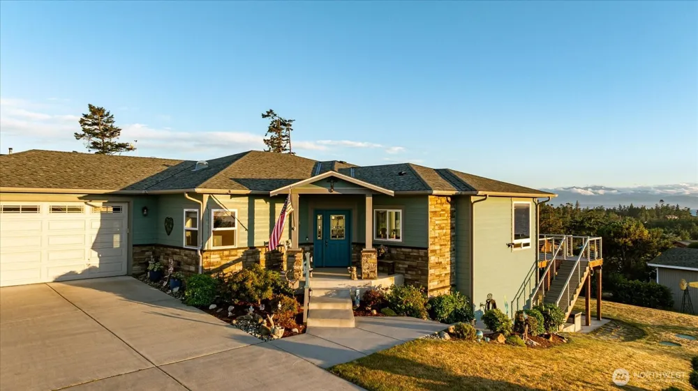2591 El Mar Street Coupeville, WA 98239