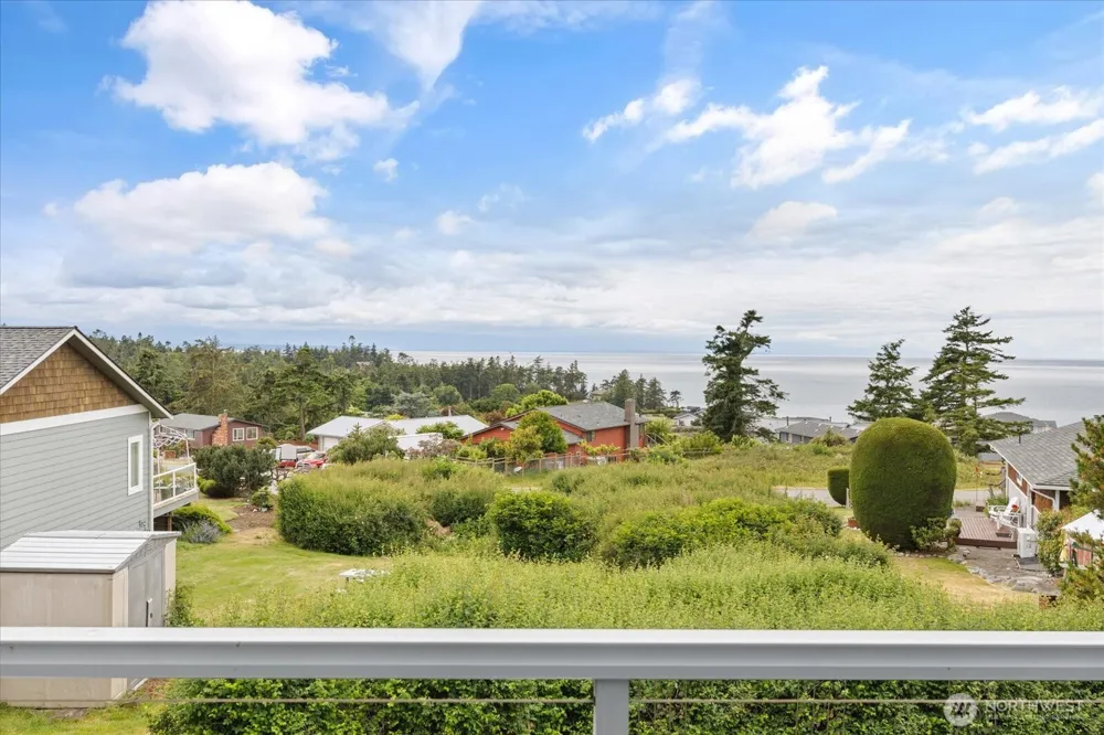 2591 El Mar Street Coupeville, WA 98239