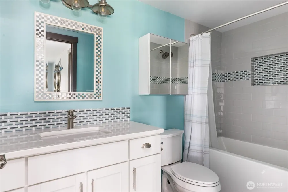 2591 El Mar Street Coupeville, WA 98239