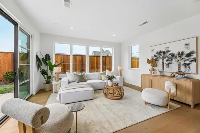 130 Sonora Avenue El Granada, CA 94018