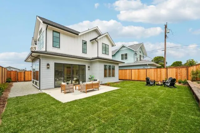 130 Sonora Avenue El Granada, CA 94018