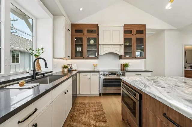 130 Sonora Avenue El Granada, CA 94018